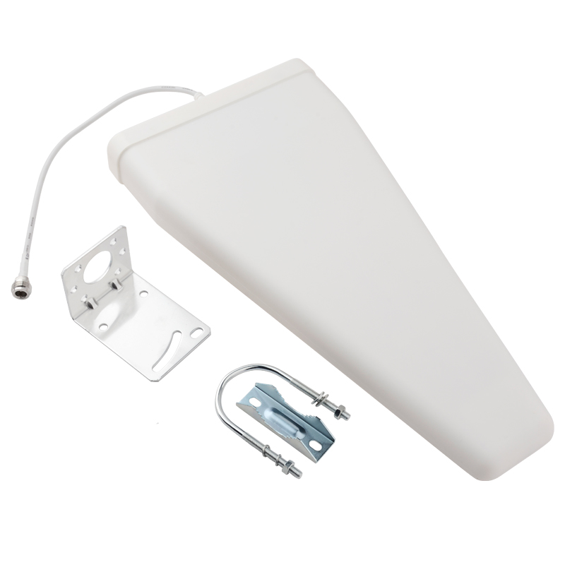  山阴对数周期天线定向接收发射700-3700MHz